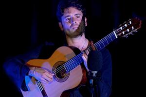 ¡ Poesía ! Eddy Maucourt chante Paco Ibañez